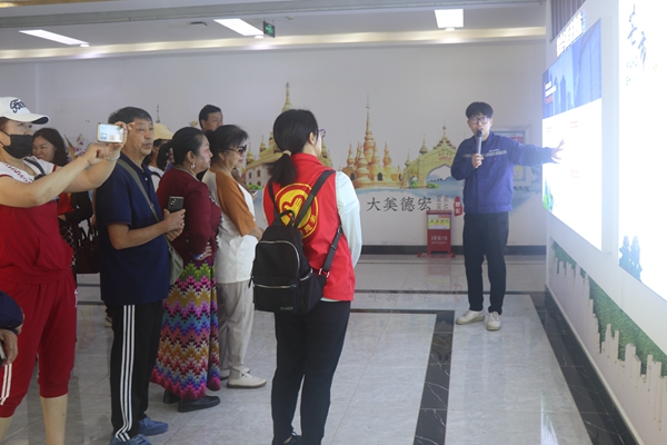 1748415807397715.jpg 2.JPG